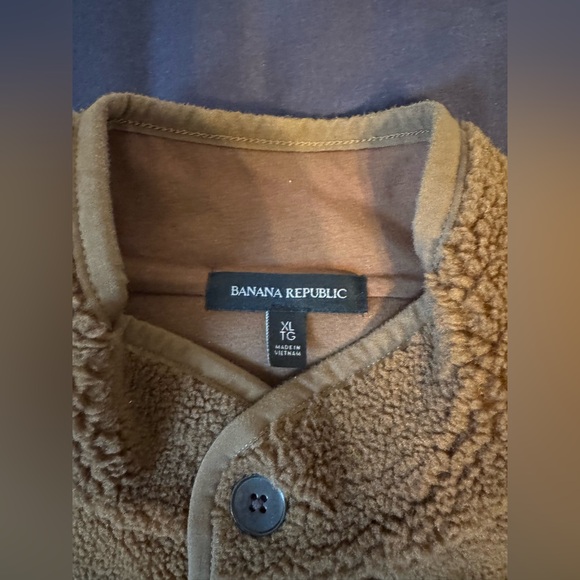 Banana Republic Speciality Teddy Jacket - Picture 2 of 3